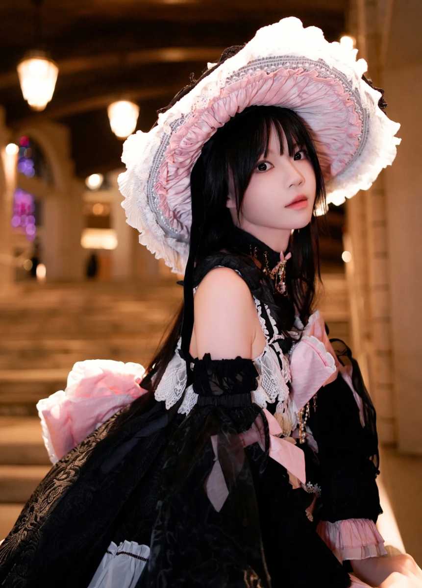 深夜治愈系！桜桃喵《星愈》：当黑粉洛丽塔遇上不夜城，这波氛围感我给满分 第2张